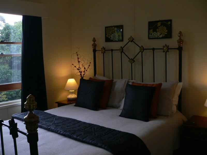 Redcliffe House Colonial Bed & Breakfast Swansea Exterior photo