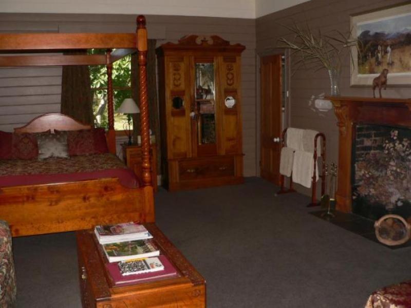 Redcliffe House Colonial Bed & Breakfast Swansea Exterior photo