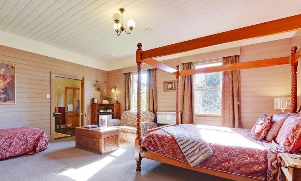 Redcliffe House Colonial Bed & Breakfast Swansea Exterior photo